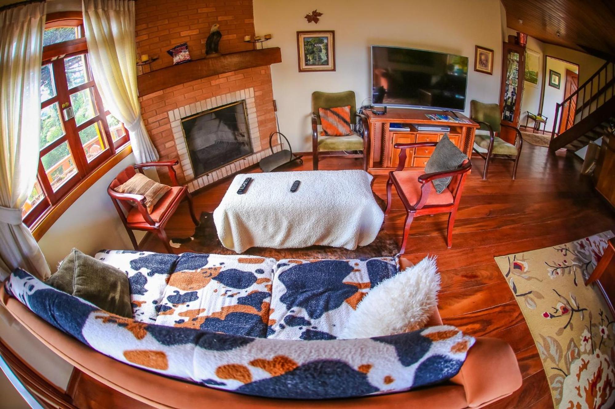 Mansao Austriaca Guesthouse Кампус-ду-Жордау Экстерьер фото